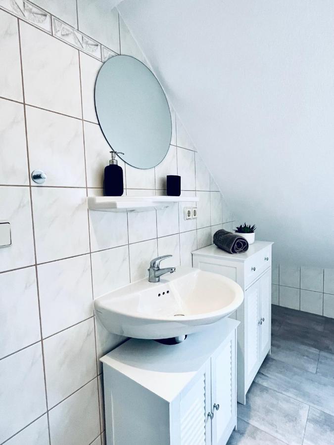 Cityapartment-Smarttv-Kitchen-Car Parking Space-Wlan Erfurt Dış mekan fotoğraf